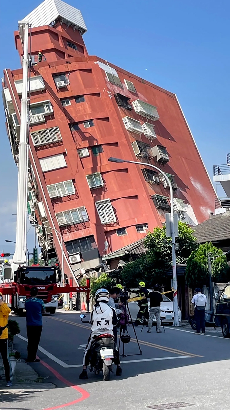 زلزله ۷.۲ ریشتری تایوان به روایت تصویر