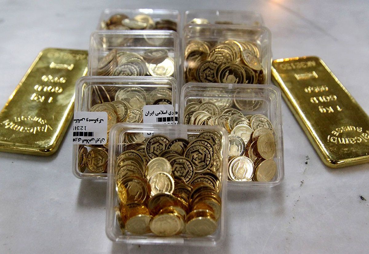 معامله‌گران رسمی بازار دیگر طلا و سکه نمی‌خرند!