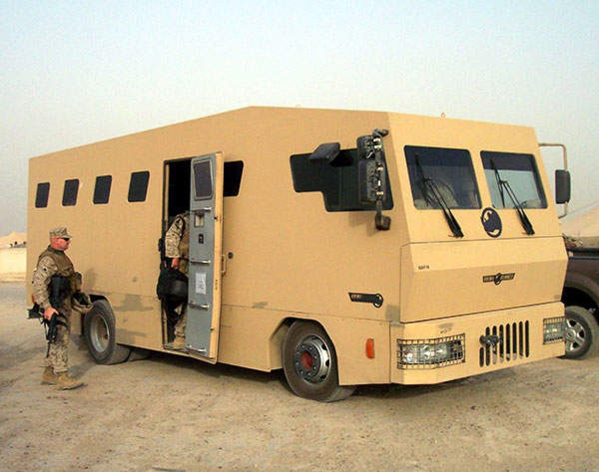 اتوبوس زرهی Rhino RUNNER ارتش آمریکا