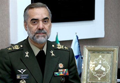وزیر دفاع درباره حمله ایران به اسرائیل: ایران  با توجه به مولفه‌های قدرت خود اقدام به تنبیه متجاوز کرد