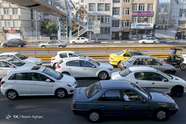 ترافیک تهران با برداشتن فاصله ها