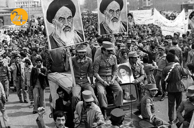 تصاویر روز بازگشت روح الله خمینی به ایران