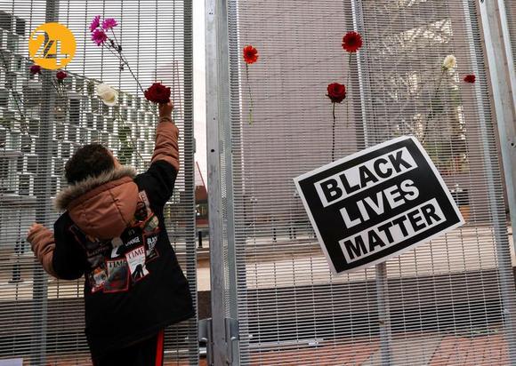تجمع اعتراضی سیاهپوستان در آستانه محاکمه قاتل جورج فلوید