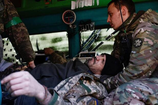 پزشکان ارتش اوکراین در خط مقدم
