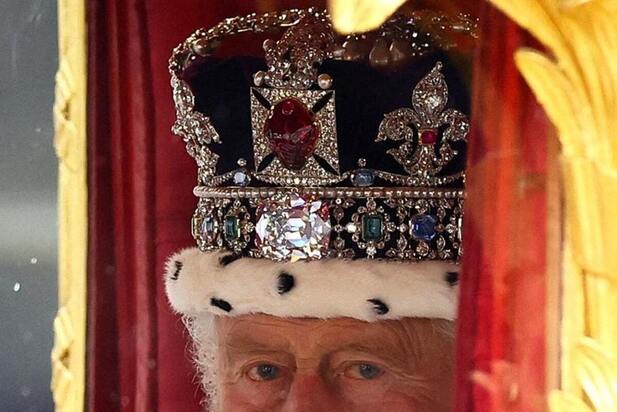 مراسم تاجگذاری چارلز سوم پادشاه انگلیس